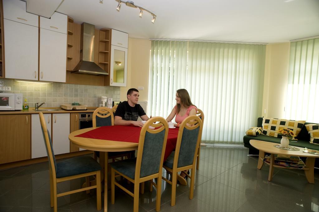 Marianna Apartmanhaz Zalakaros Rum bild
